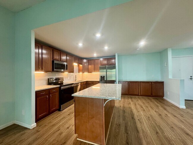 Building Photo - 3082 S Wheeling Way