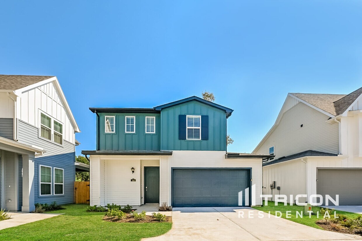 Primary Photo - 9835 Willow Creek Commerce Dr
