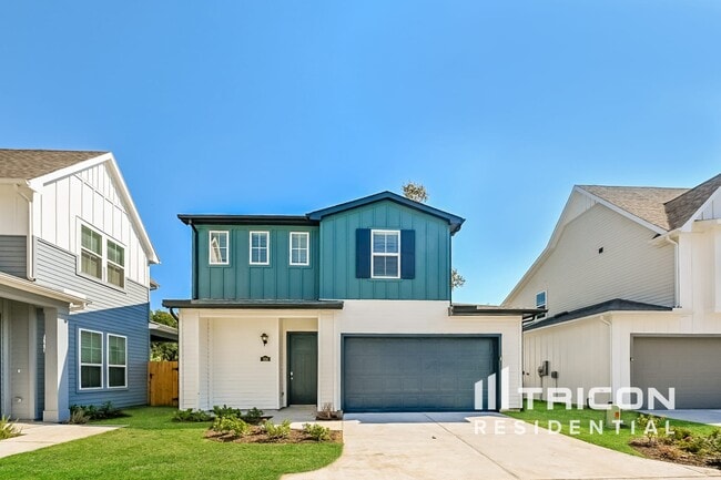 Building Photo - 9835 Willow Creek Commerce Dr