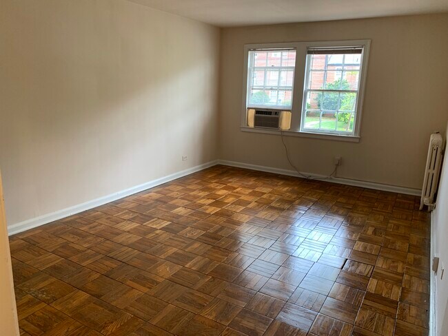 Foto del edificio - 2846 Thornhill Rd
