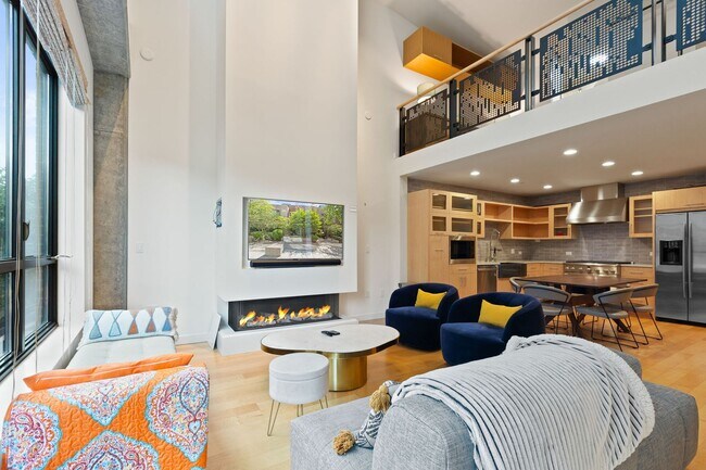 Foto del edificio - Pearl District Townhome