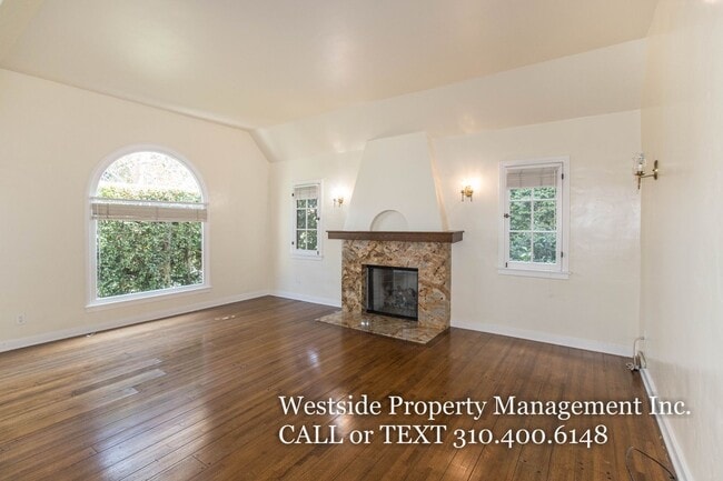 Building Photo - Enchanting 3 Bed/1.5 Bath Home | Prime LA ...