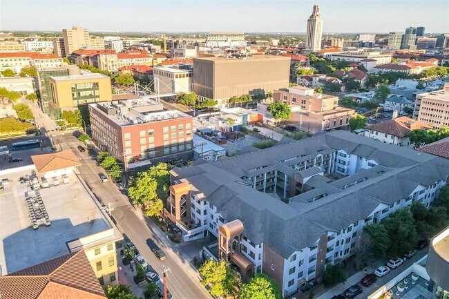 Foto del edificio - 501 W 26th St