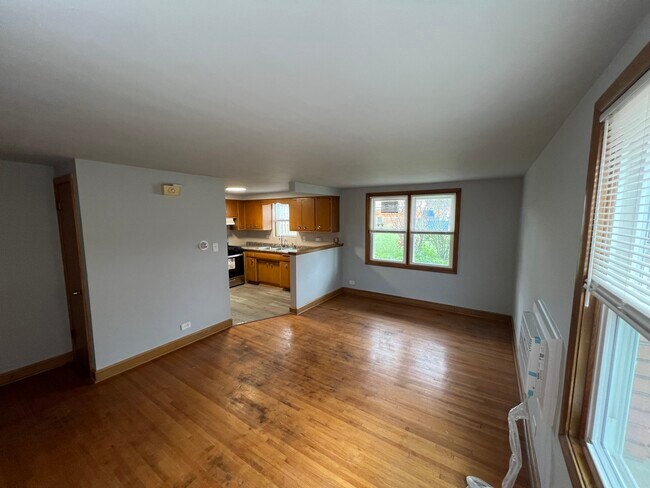 Foto del edificio - 4148 W 87th St