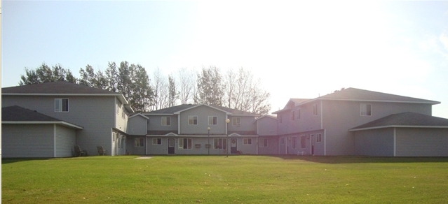 Primary Photo - Marsh Run Townhomes