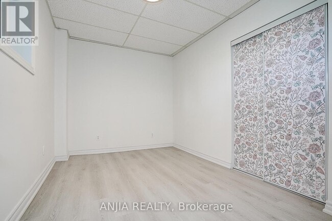 Building Photo - 40 Foxglove Ct