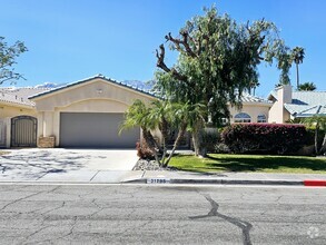 Building Photo - 31795 Avenida Del Yermo