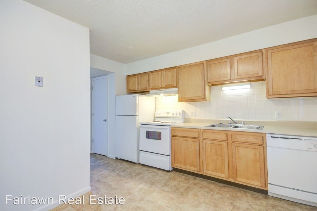Foto principal - 2 br, 1.5 bath Apartment - 1515 W. Kirby Ave.