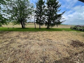 Building Photo - 1382 Armstrong Valley Rd