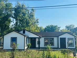 Building Photo - 4410 Galesburg St