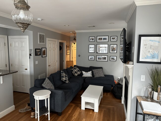 Living Room - 33 Belmont St