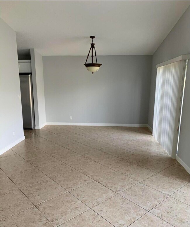 Building Photo - 1436 Waterway Cove Dr
