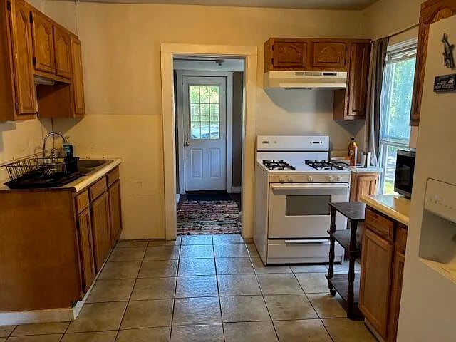 Foto del edificio - 305 N Elm Ave