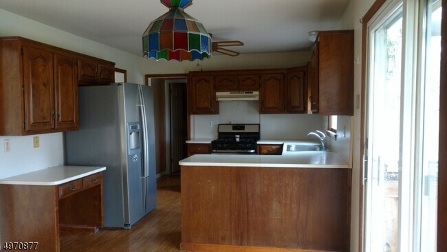 Foto del edificio - 104 Hodge Rd