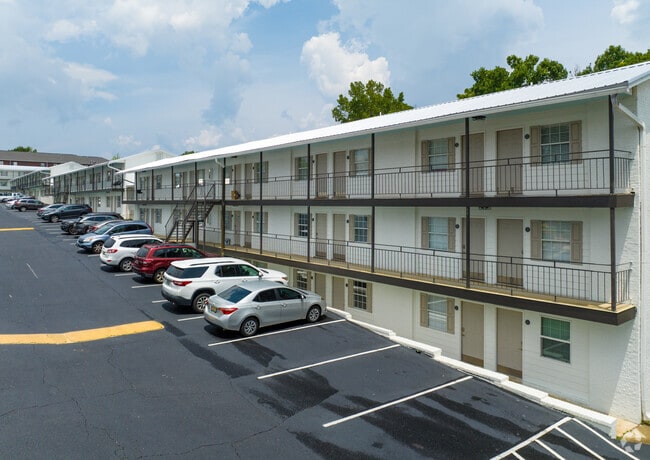 Photo - Mag 1 Auburn Apartments