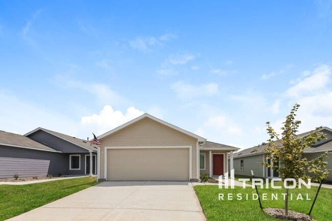 Building Photo - 907 Ponderosa Ln