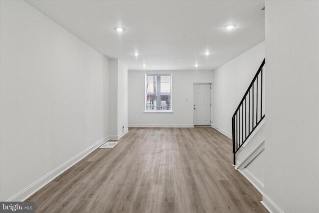Foto del edificio - 1761 N Newkirk St