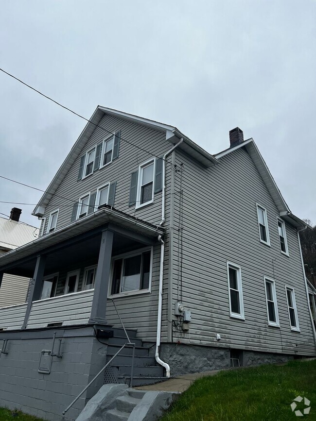 Apartments for Rent under 900 in East Conemaugh PA 1 Rentals