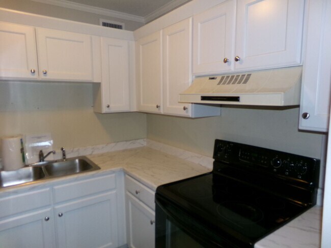 Foto del edificio - Salem Square Apartments