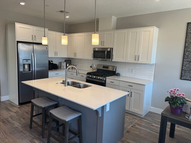 Foto del edificio - 12561 W Goldcrest St