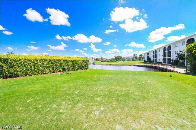 Foto del edificio - 41 High Point Cir S