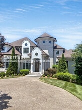 Building Photo - 9558 Hampton Reserve Dr