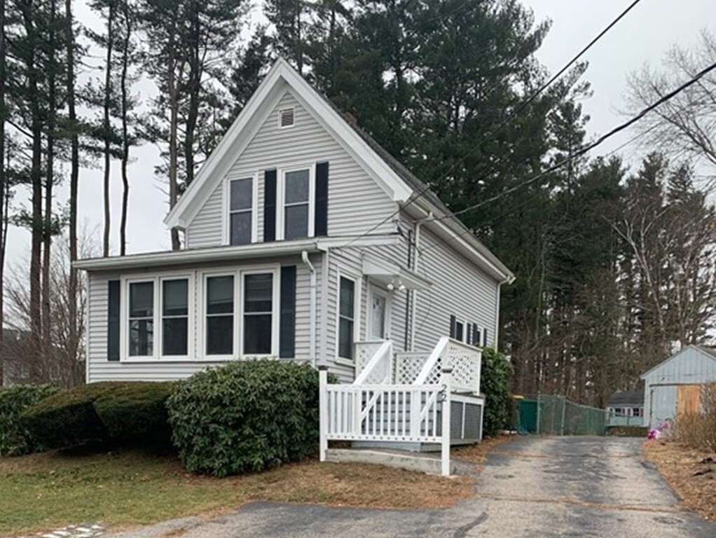 Primary Photo - 22 Rockhill St