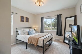 Building Photo - 112 E Page St