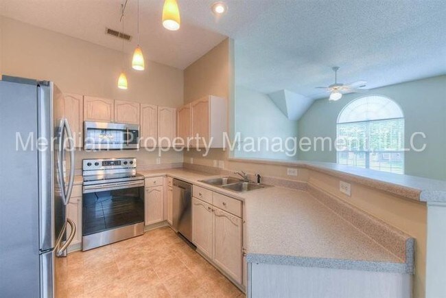 Building Photo - 6875 Wrigley Dr