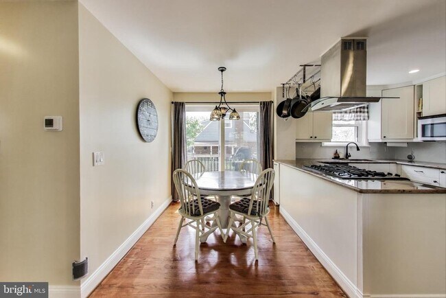 Foto del edificio - 3316 Harrell St