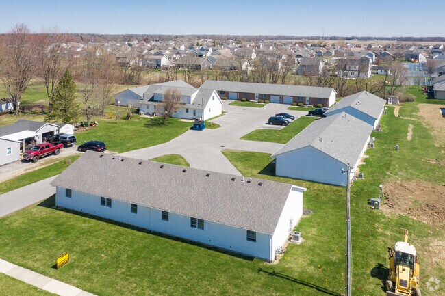Building Photo - 901 Fishlock Ave