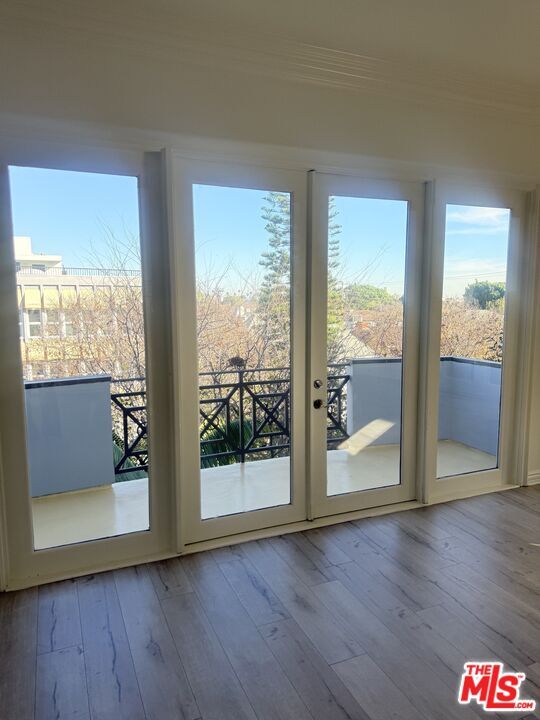 Foto del edificio - 345 S Reeves Dr