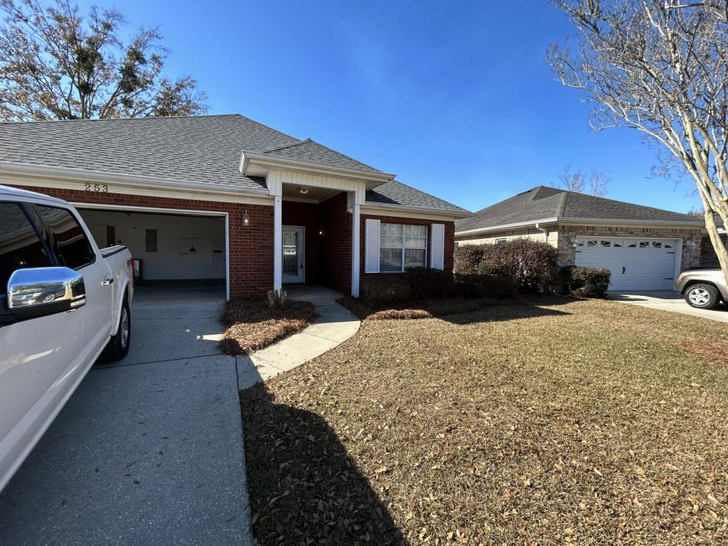 253 Hemingway Loop, Foley, AL 36535 House Rental in Foley, AL