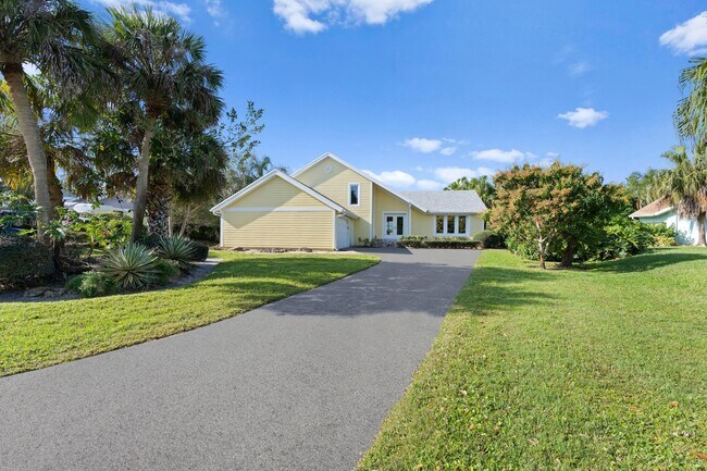 Foto del edificio - 2626 SE Erickson Dr
