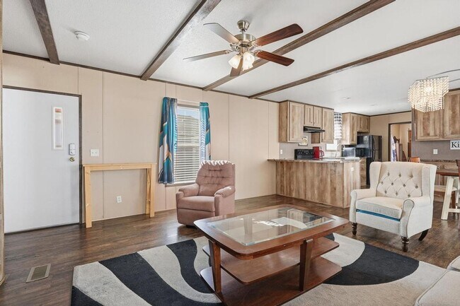 Foto del edificio - Fully Furnished 3-Bed, 2-Bath Home in Gated Community – Move-In Ready!