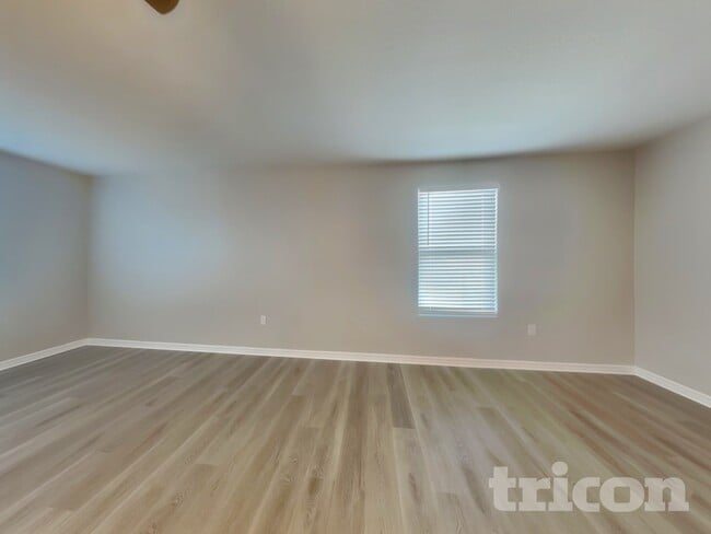 Building Photo - 2206 Rockmart Loop