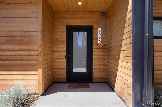 Building Photo - 3566 W 16th Ave