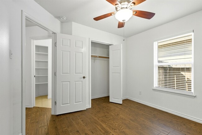 Building Photo - 11215 Hall Terrace Ct