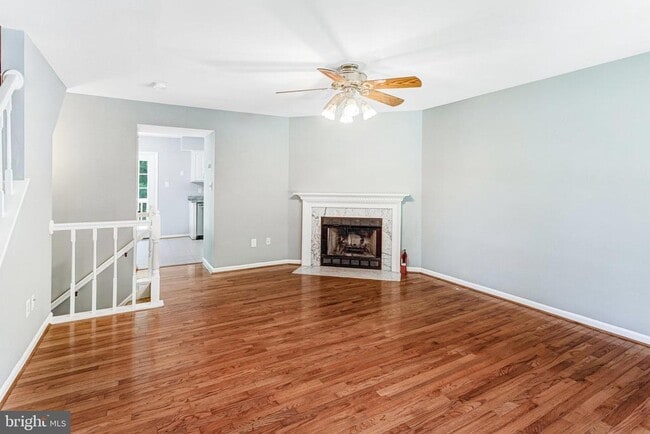 Building Photo - 3944 Pepperidge Ct
