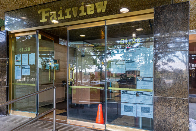 Building Entrance - Fairview at Forest Hills