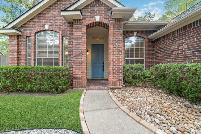 Covered front Entry - 6 Leaf Spring Pl
