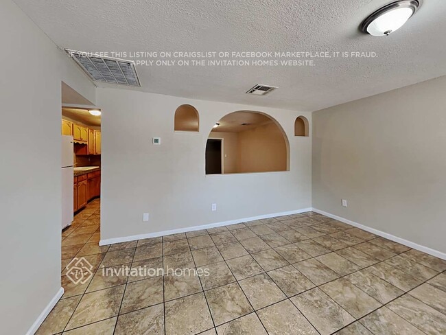Foto del edificio - 4102 N 71st Ln