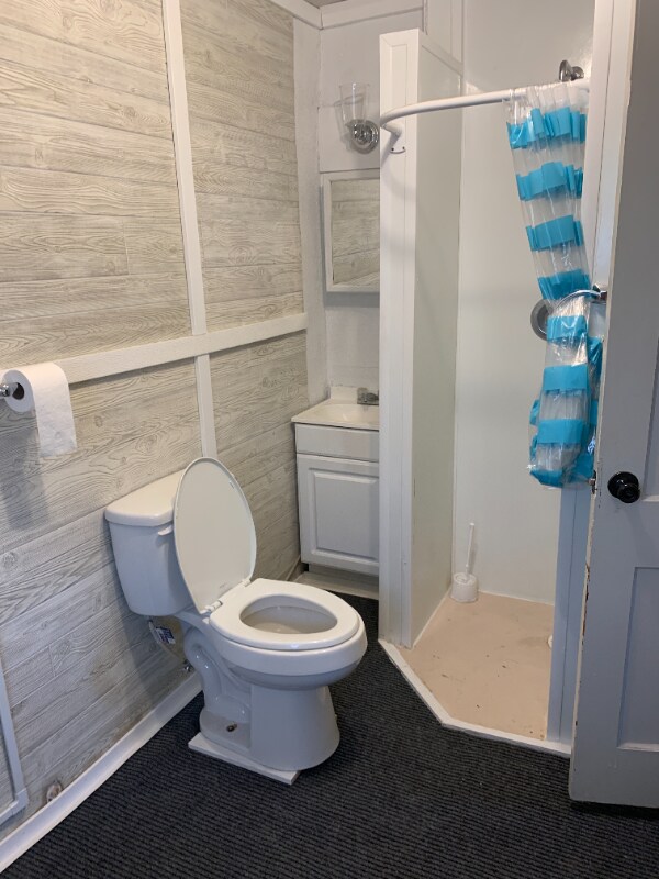 Foto del edificio - 110 1/2 W Main St