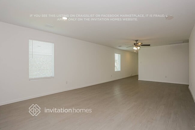 Building Photo - 935 Carrick Dr