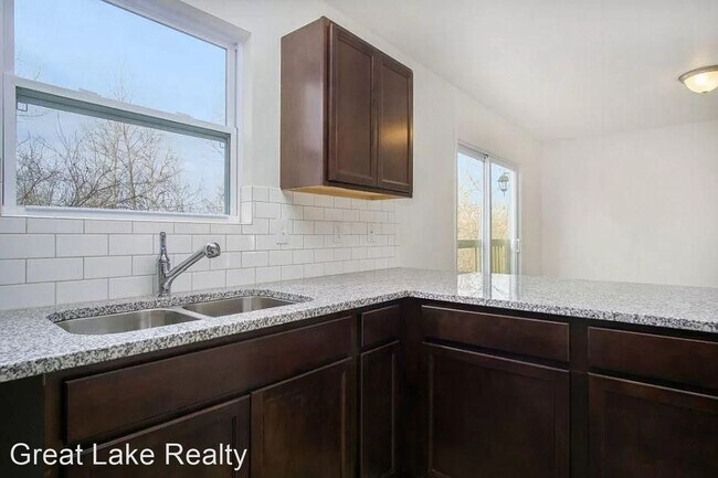 Foto del edificio - 4 br, 2.5 bath House - 2414 View Lane