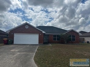 Building Photo - 944 Alta Mesa Blvd