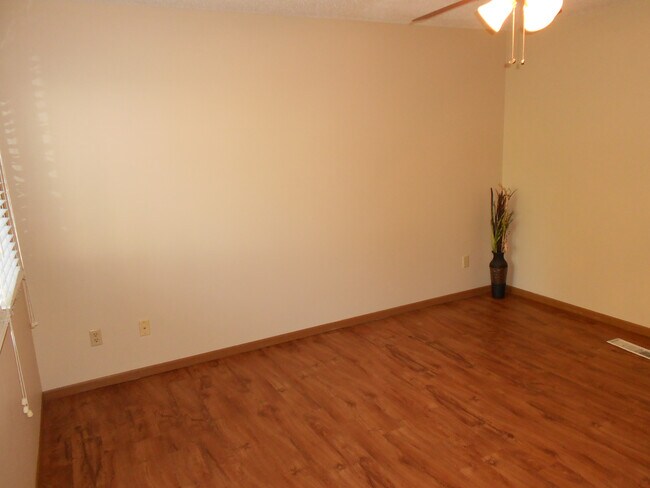 Foto del edificio - 420 6th Ave