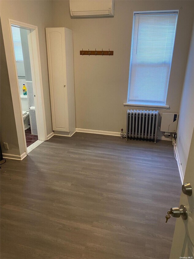 Foto principal - 58-6 Seabury St
