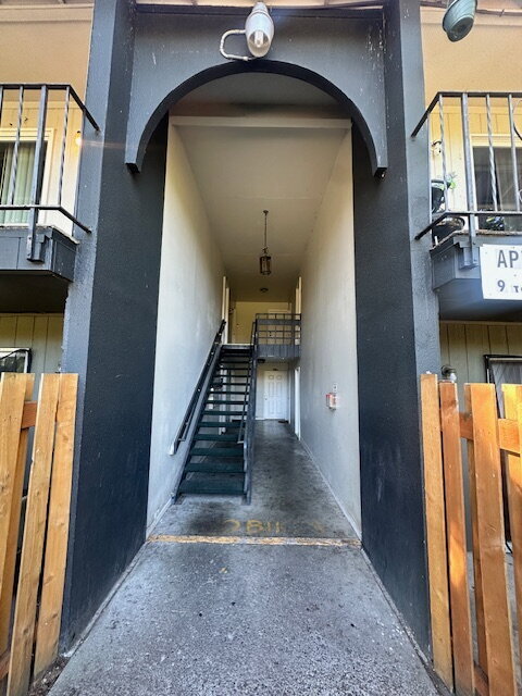 Building Photo - 13335 SE Powell Blvd