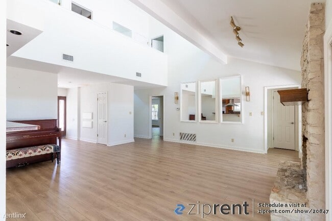 Building Photo - 4 br, 2.5 bath House - 4302 Twisted Tree D...